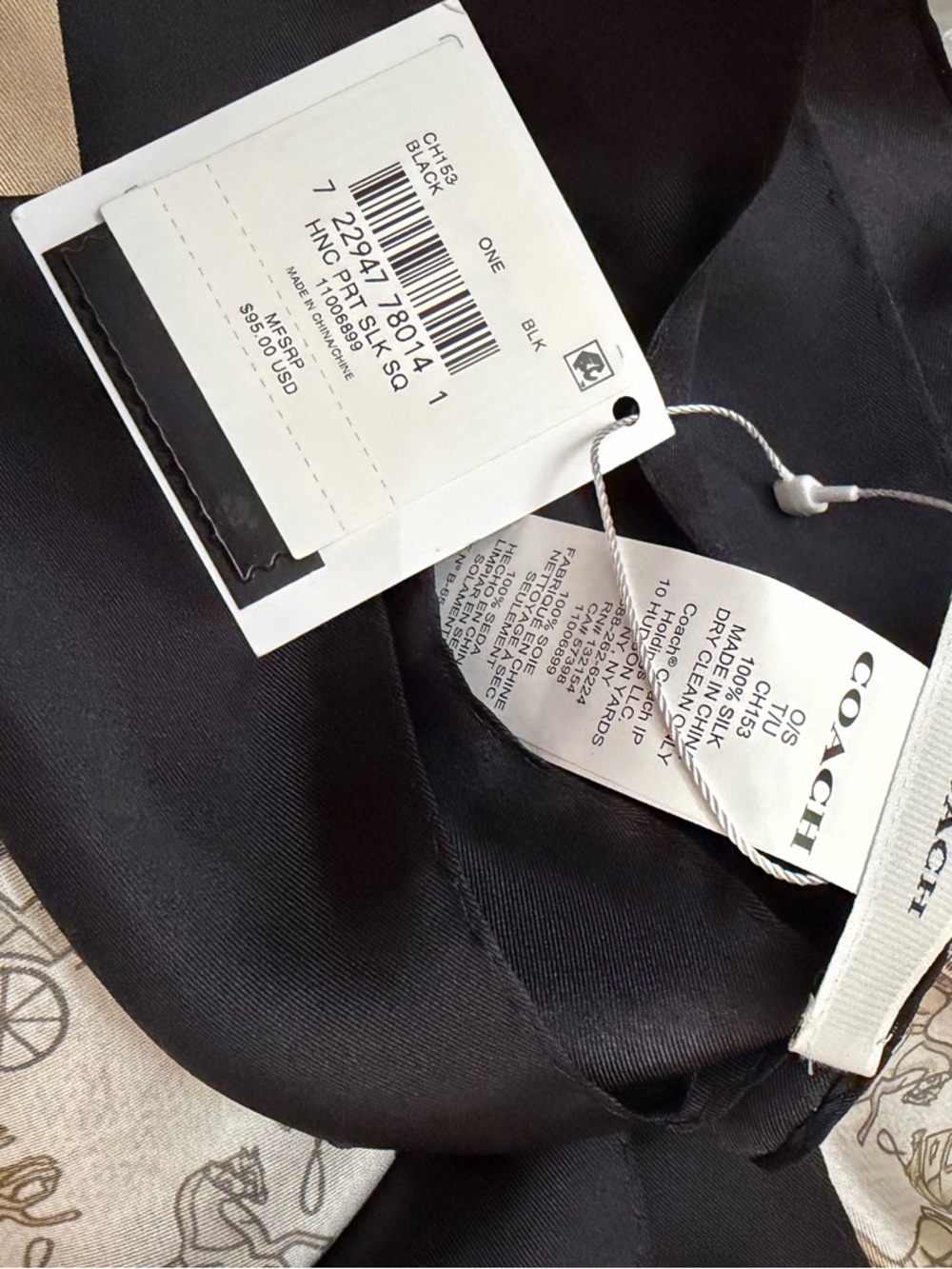 NWT Coach Lightweight Silk Square Scarf Horse & Carriage - Picture 2 of 2